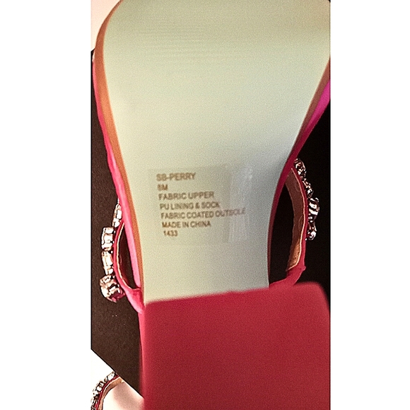 Betsey Johnson Perry Sandals Size 8 - Picture 9 of 13